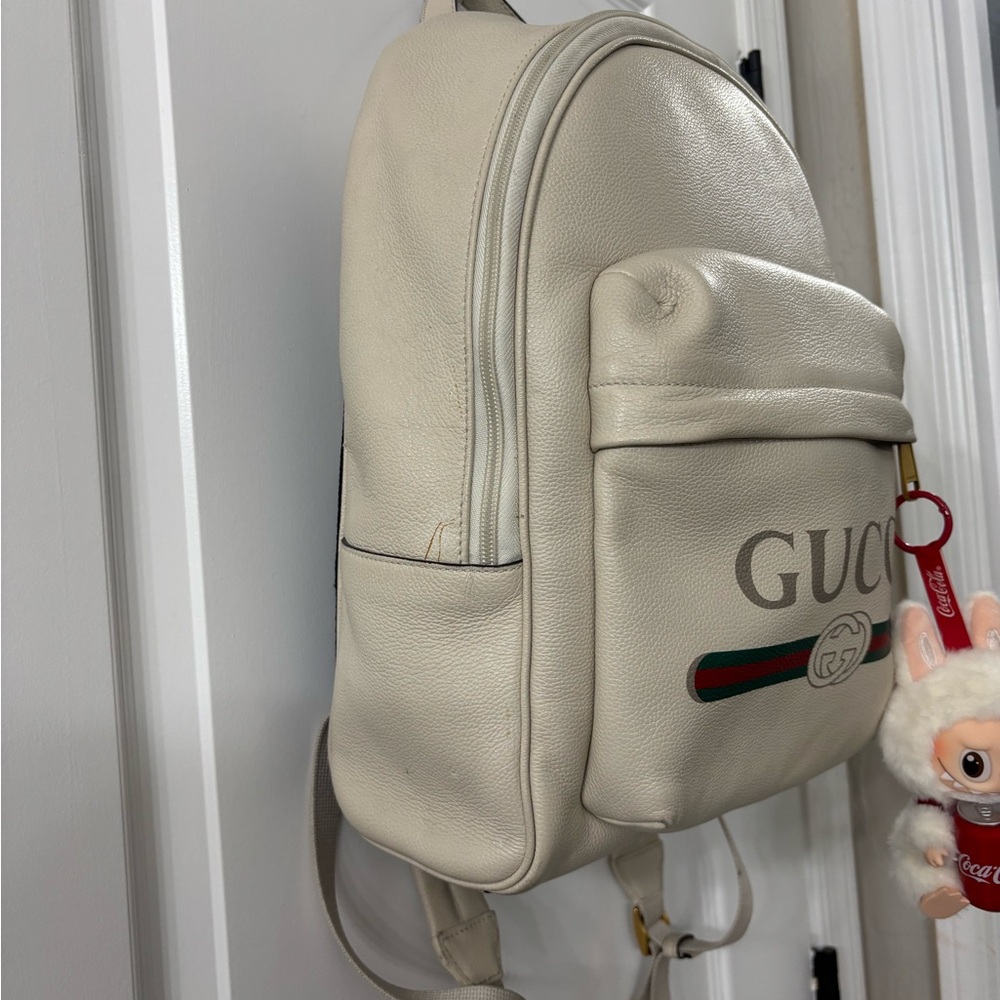 Gucci Off White Leather Logo Print Backpack - Picture 2 of 16